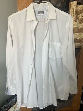 Van Heusen Men's White Dress Shirt